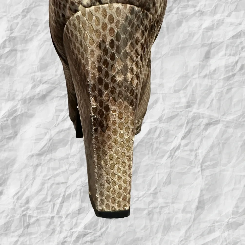 Stuart Weitzman boots are